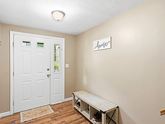 4th image of 12 Walnut Circle