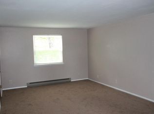 17 Sanford St #5A, Warrensburg, NY 12885
