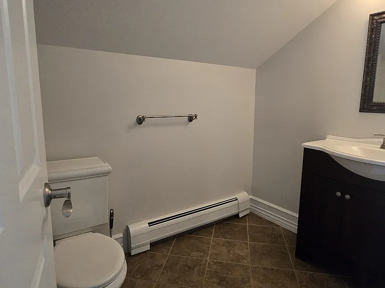 13 Victory Rd — Photo 12