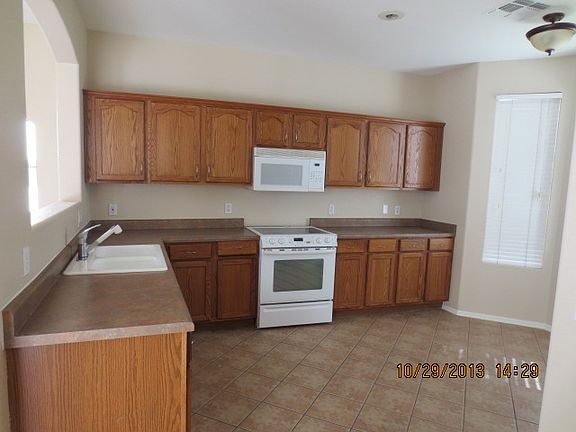 2nd image of 5314 E Hilton Ave