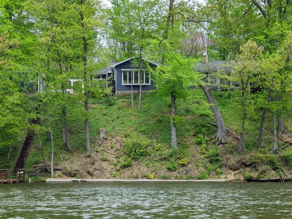 11628 S Lake Chapin Rd, Berrien Springs, MI 49103