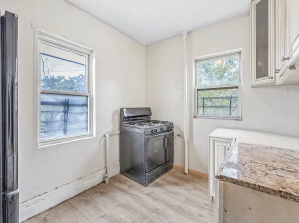 177-53 105th Avenue image 14 of 19