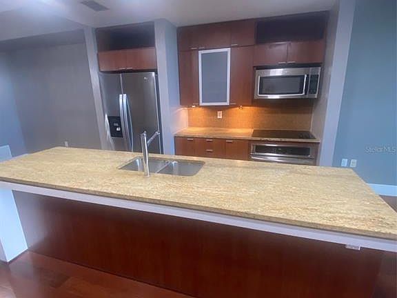 5th image of 111 N 12th St Unit 1412