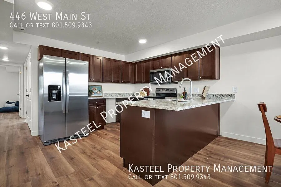 Internet and HOA Fee Included, Beautiful Condos — Photo 4