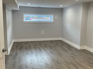 3844 N Sawyer Ave #1B, Chicago, IL 60618