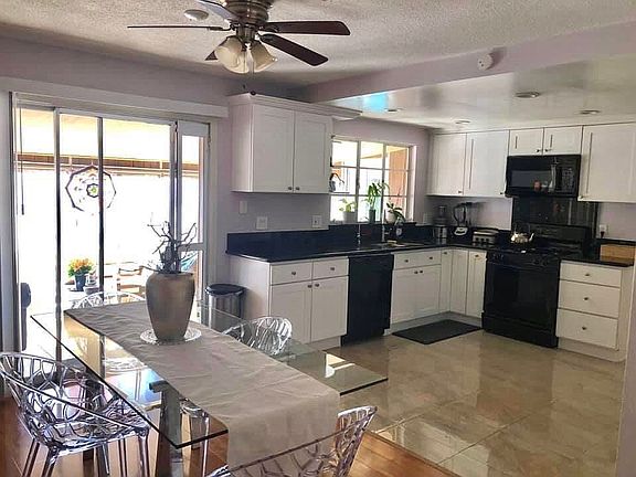 4th image of 1708 E Oakey Blvd