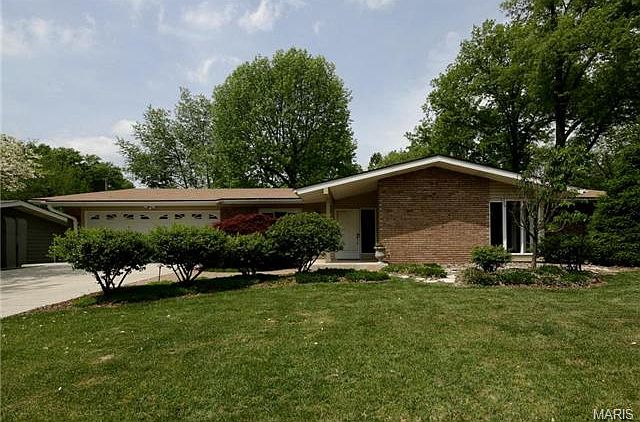 1st image of 1609 Green Hill Dr