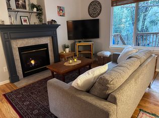 9408 Linden Ave N, Seattle, WA 98103