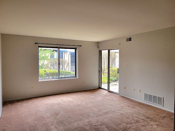 5th image of 6149 Knoll Wood Ct #104