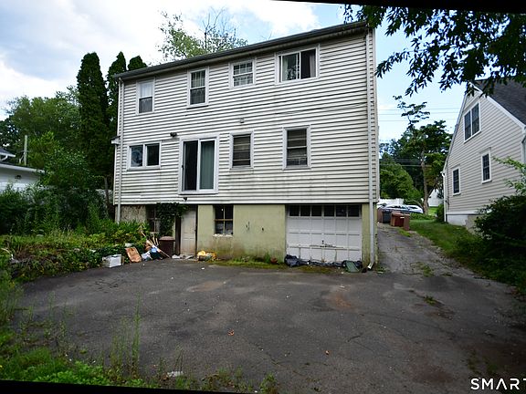 4th image of 383 Main Street