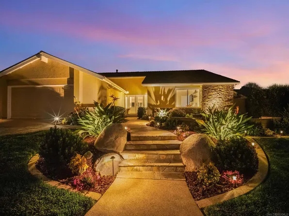 1022 Daisy Ave, Carlsbad, CA 92011