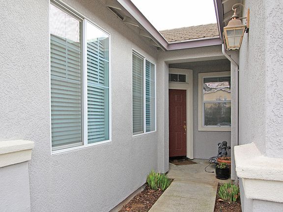 2nd image of 1801 Sunstone Dr