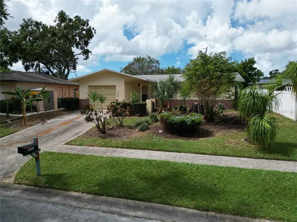 1802 Vancouver Dr, Clearwater, FL 33756