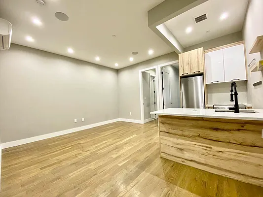 Rented by Doorway NYC, LLC | media 3