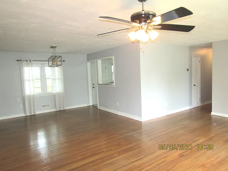 3033 Belle Haven Dr — Photo 5