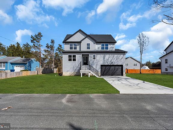 2nd image of 16 Plantation Dr
