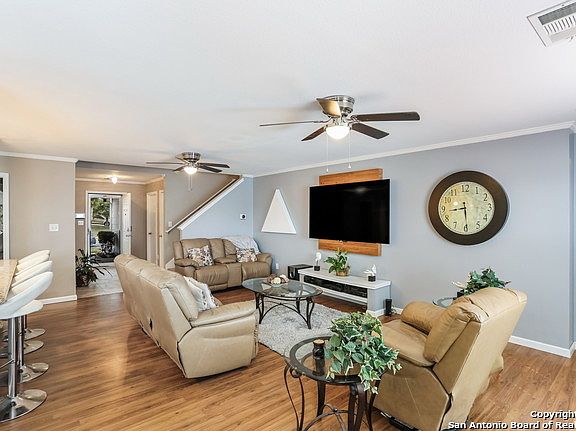 5th image of 4334 Bitterwood Dr