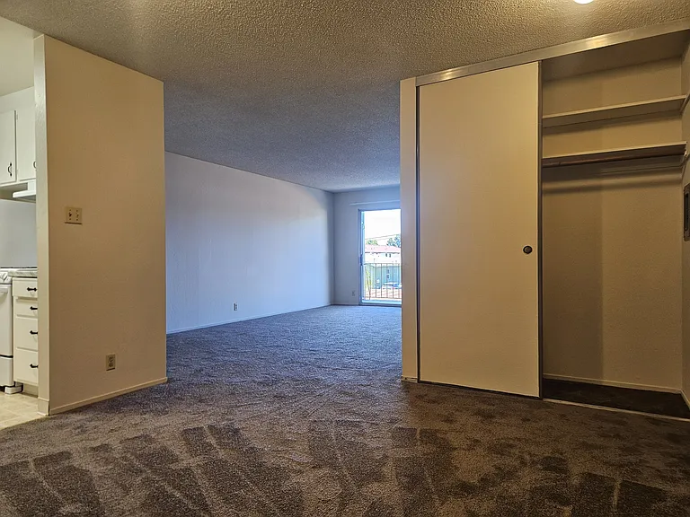 1064 E St #205 — Photo 3