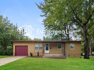 8601 E 92nd Ter, Kansas City, MO 64138