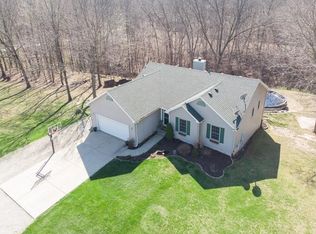 18526 Pawnee Ln, Danvers, IL 61732