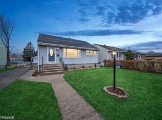 596 Mackinaw Ave, Calumet City, IL