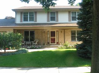 917 Lake St, Onalaska, WI 54650