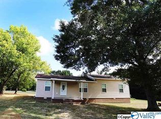 48 County Road 300, Trinity, AL 35673