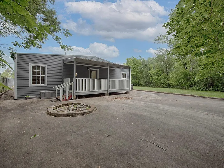 715 Grand Ave — Photo 27