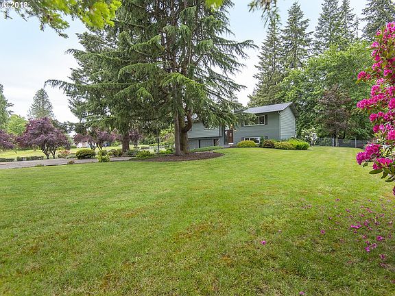 3rd image of 16712 NE 50th Ave