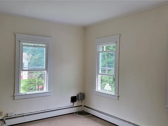 4th image of 45 Updike Ave #2