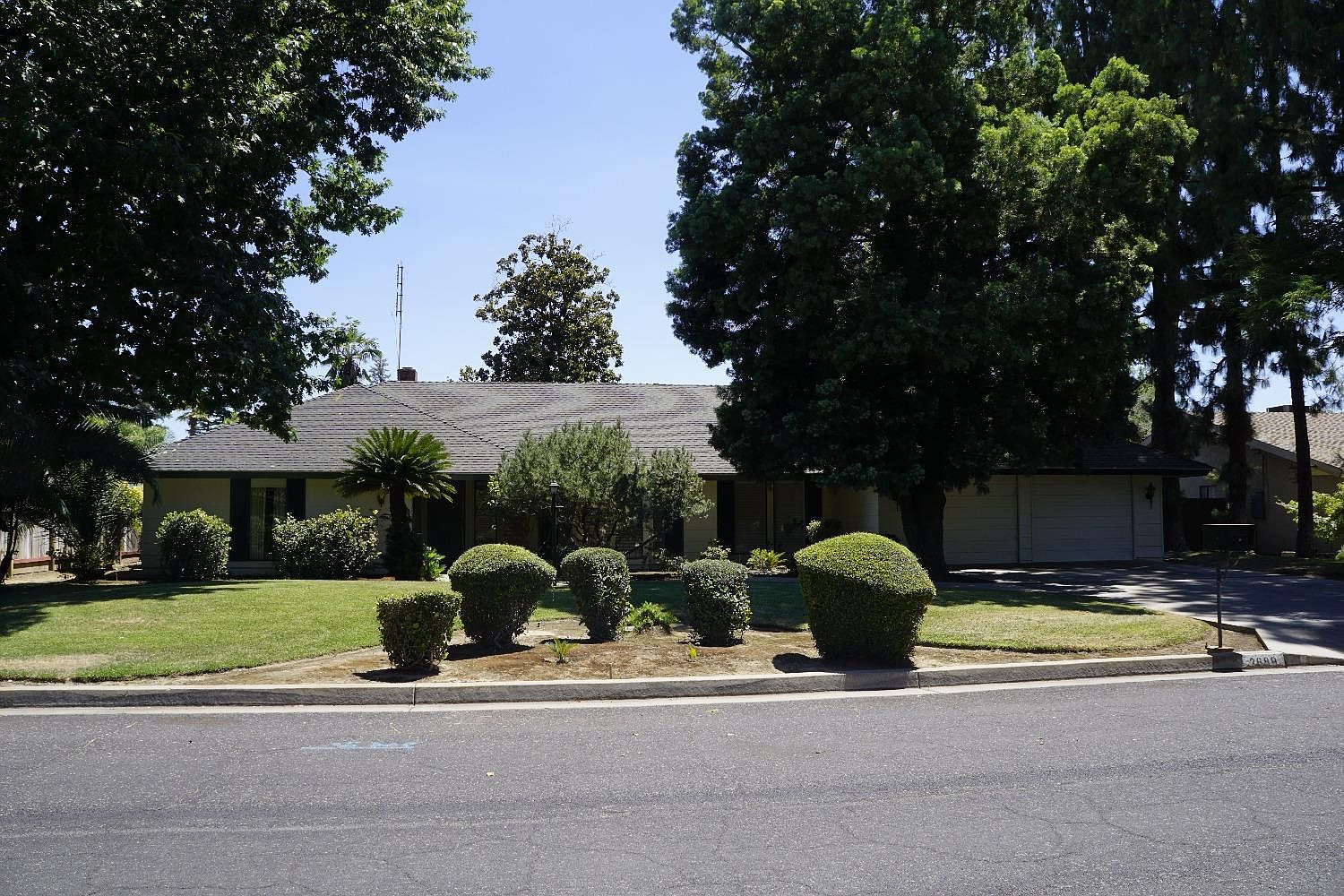 2689 W San Carlos Ave, Fresno, CA 93711 Zillow