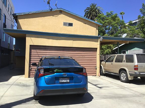 5th image of 2428 Penmar Ave APT 2
