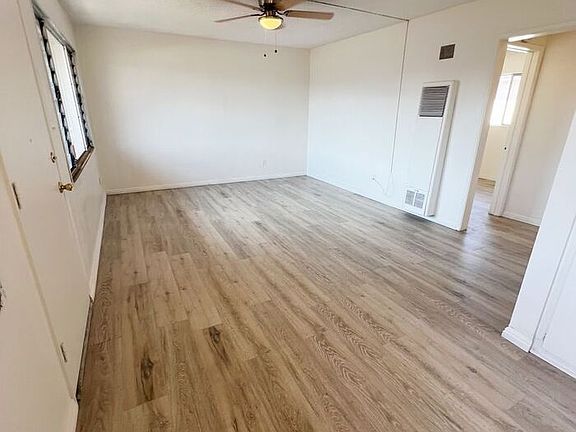 3rd image of 4352 McClintock St #4352