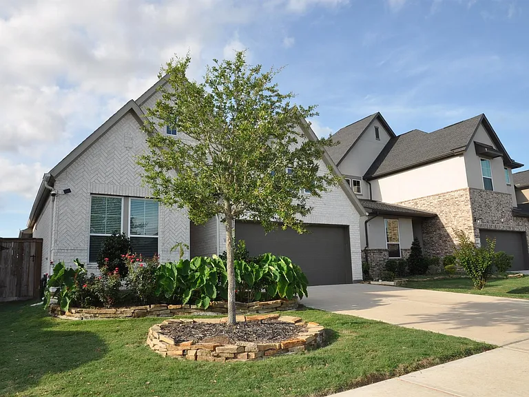31822 Grand Orchard Ln — Photo 2