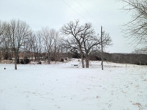 2nd image of 2324 270th Ave