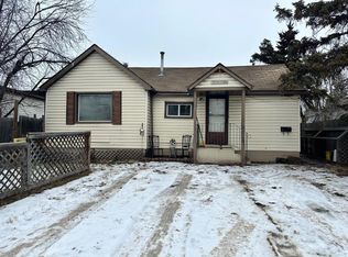 9514 S 104th Ave, Grande Prairie, AB T8V 1E3