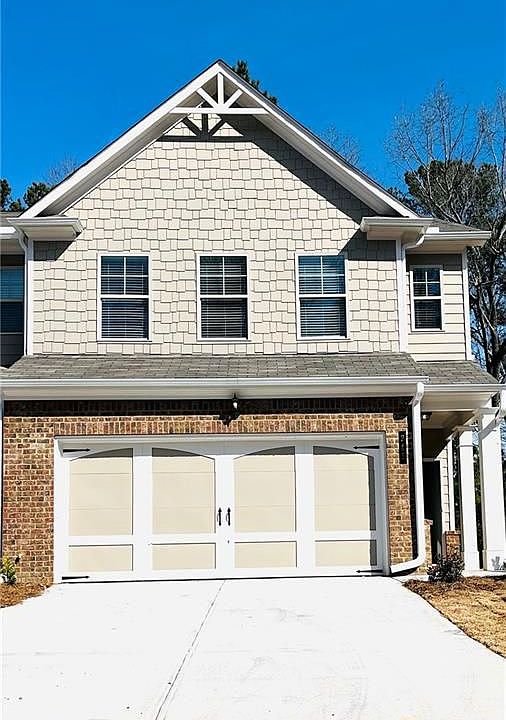 1st image of 241 Yellowwood Way
