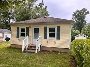 1090 Elm Ave, Madison, OH 44057