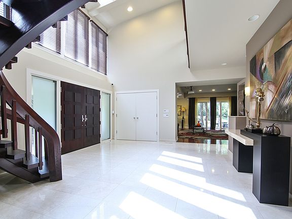 2nd image of 2175 Churchill Ln