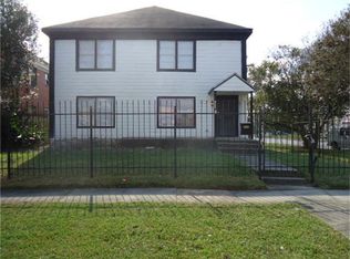 2802 Arbor St #B, Houston, TX 77004