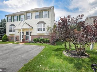 708 Lexington Dr, Bear, DE 19701