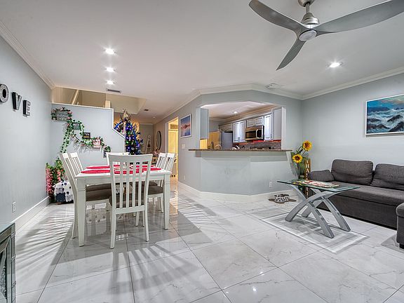 2nd image of 5235 Sapphire Valley