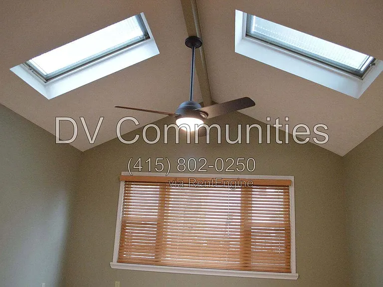 23805 E Groveland Rd — Photo 13