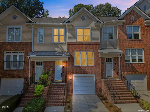 203 Ashton Hall Ln, Raleigh, NC 27609