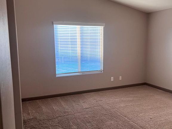 5th image of 1148 E Barrus Dr
