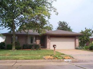 1529 Westfield Rd, Trenton, MI 48183