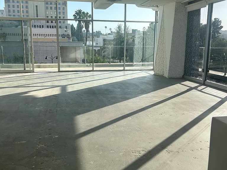 2404 Wilshire Blvd #4F — Photo 11