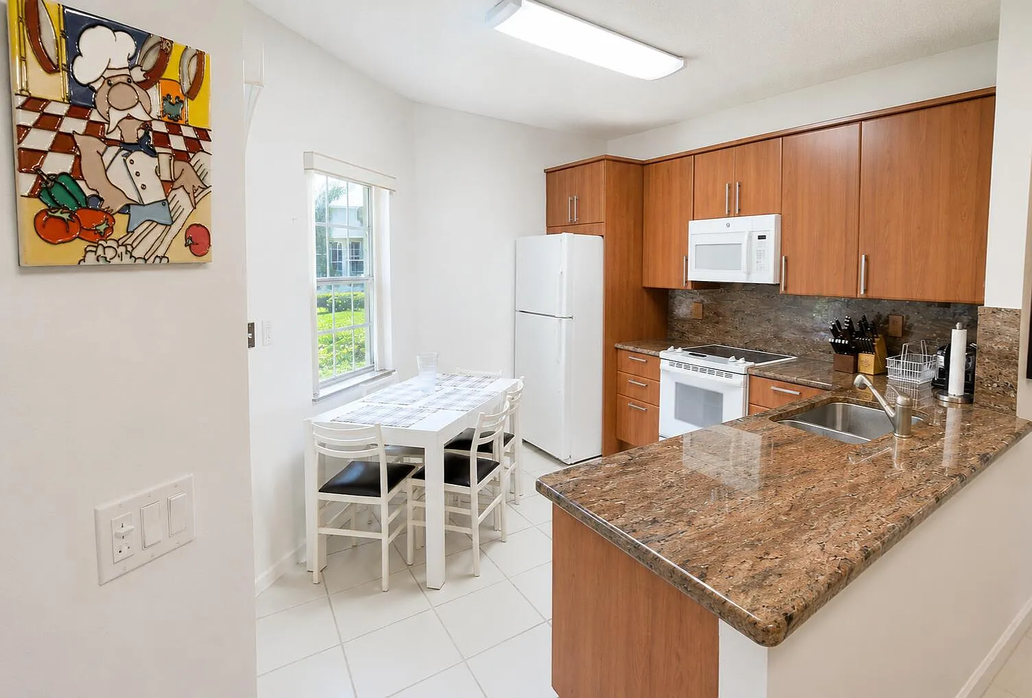2 bed, 2.0 bath, 1090 sqft, $2,700 — Photo 4