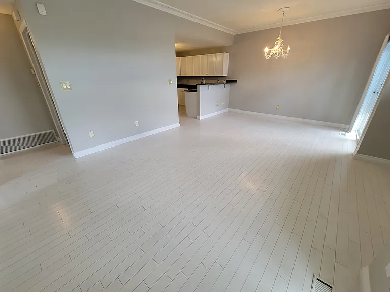 1179 Summerside Dr SW #32 — Photo 5