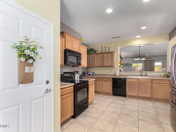 4th image of 26108 W YUKON Drive